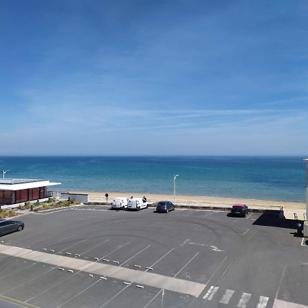F2 - 30M2 Face A La Mer Luc-sur-Mer Bilik gambar